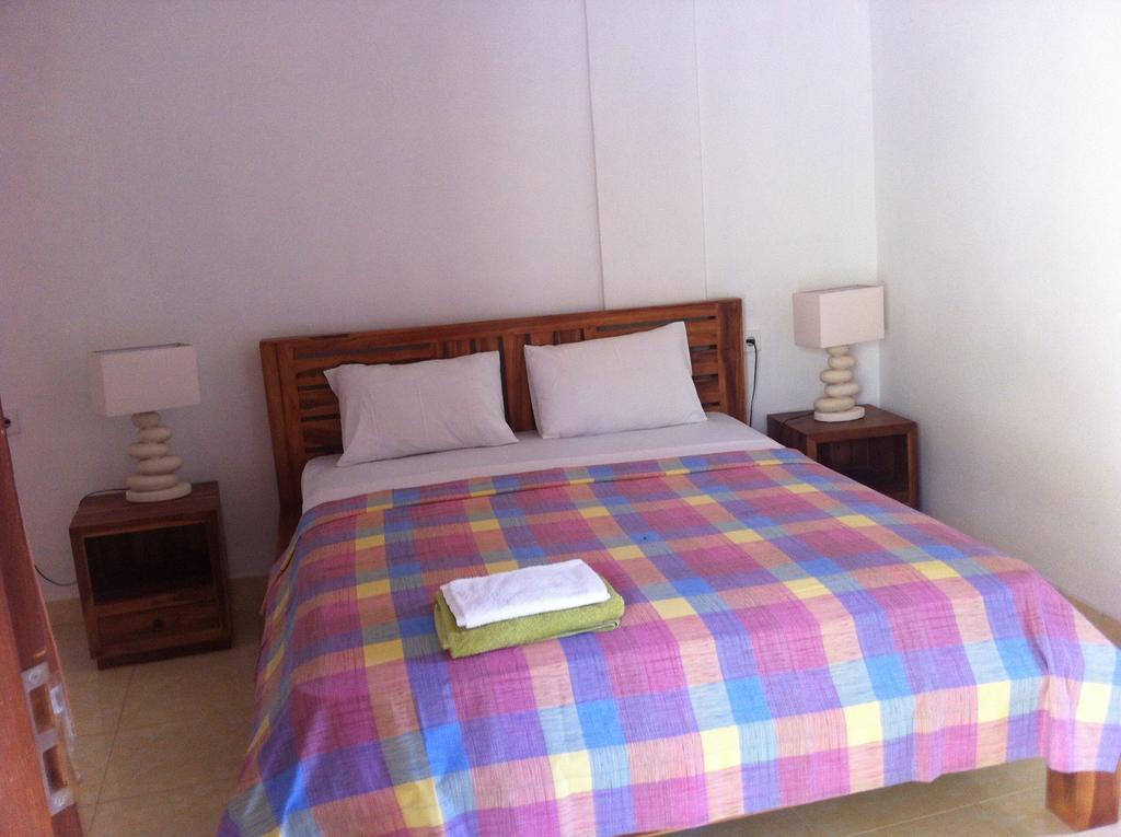 Amed Sari Beach Guesthouse Exteriér fotografie