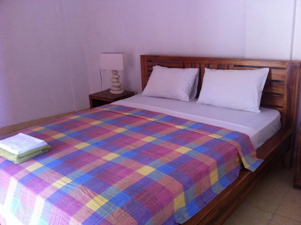 Amed Sari Beach Guesthouse Pokoj fotografie