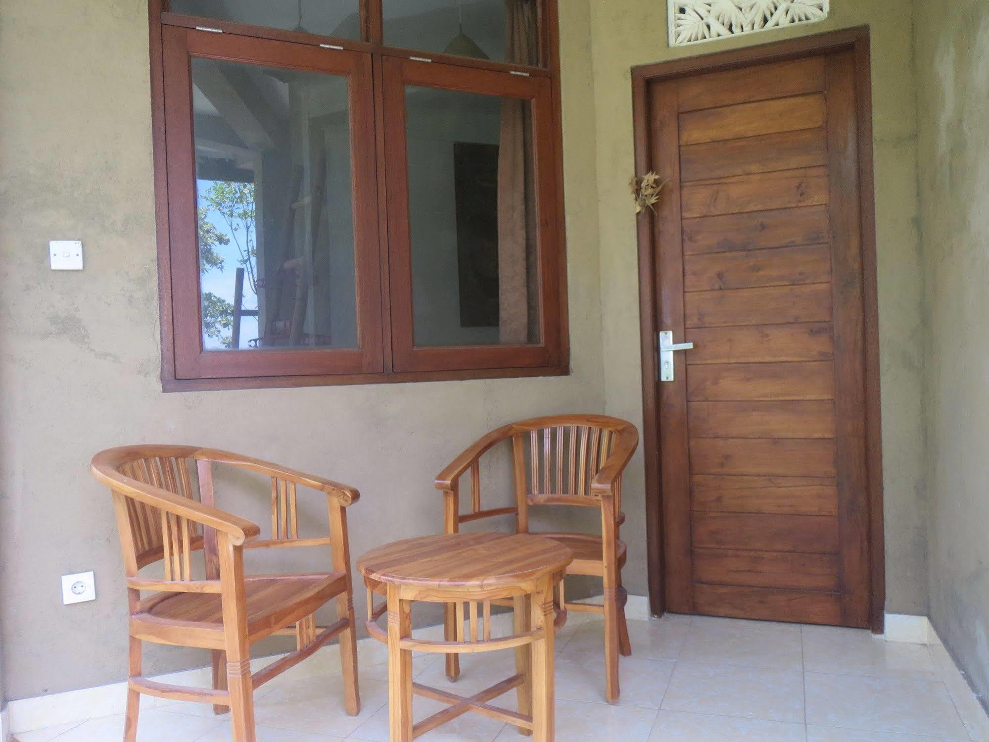 Amed Sari Beach Guesthouse Exteriér fotografie